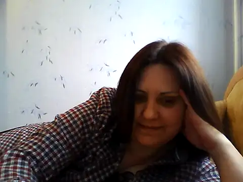 LockyCharm111 online show from April 23, 2026, 3:24 pm