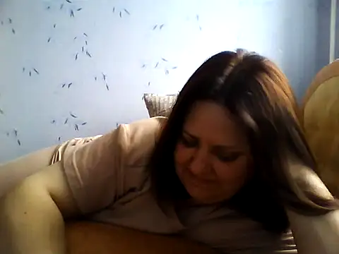Snapshot of LockyCharm111 chatting on June 13, 2026, 5:49 am LockyCharm111 online show from June 13, 2026, 5:49 am