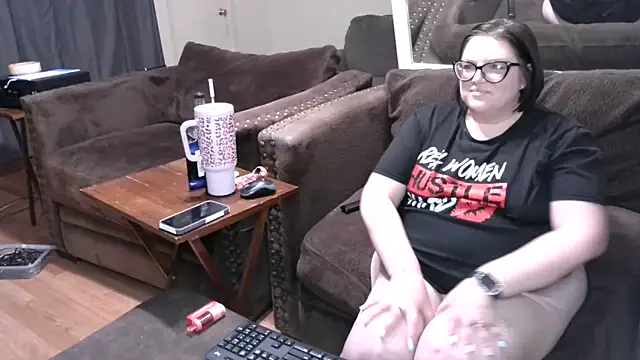 FreaksOffALeash3261 online show from February 20, 2026, 6:19 am