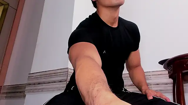 Snapshot of Maik_Mejia chatting on February 23, 2026, 3:12 pm Maik Mejia online show from February 23, 2026, 3:12 pm