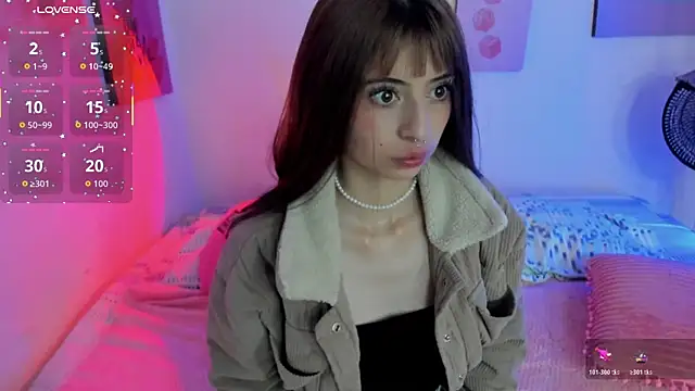 Snapshot of AnnyCotton chatting on July 7, 2026, 7:06 pm AnnyCotton online show from July 7, 2026, 7:06 pm