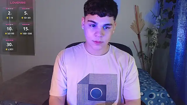 eithan jonnes online show from March 25, 2026, 7:57 pm