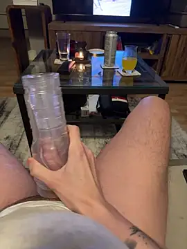 Hornyboy29cum online show from February 18, 2026, 1:03 am