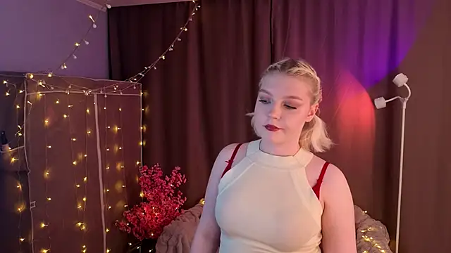 Snapshot of TobiteAnnie chatting on February 28, 2026, 3:44 pm TobiteAnnie online show from February 28, 2026, 3:44 pm