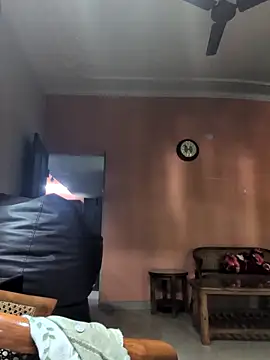 sexysilmy online show from April 15, 2026, 5:24 am