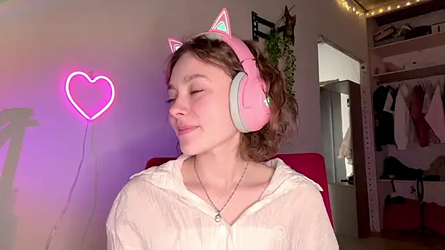 SlunkRear online show from March 26, 2026, 2:21 am