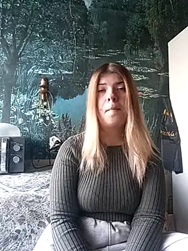 EvaTallor online show from March 23, 2026, 2:28 pm