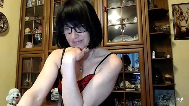 Vlastelina online show from April 9, 2026, 2:01 pm