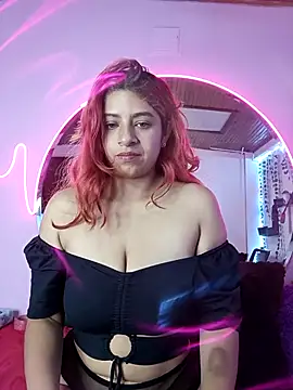 Snapshot of lunabloom2 chatting on February 11, 2026, 3:12 pm lunabloom2 online show from February 11, 2026, 3:12 pm