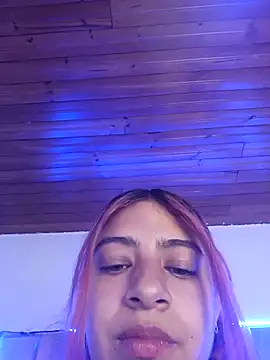 Snapshot of lunabloom2 chatting on March 3, 2026, 2:02 pm lunabloom2 online show from March 3, 2026, 2:02 pm