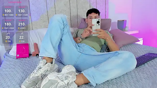 Snapshot of Daniel_Evans1 chatting on February 20, 2026, 11:28 pm Daniel Evans1 online show from February 20, 2026, 11:28 pm