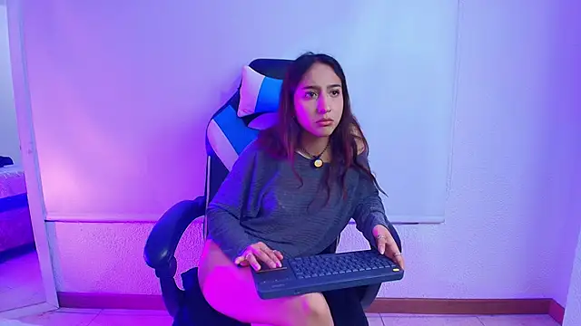 Gaia n Nix online show from March 27, 2026, 3:15 am