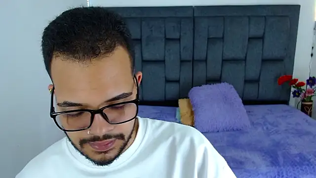 J black  online show from February 10, 2026, 9:47 pm