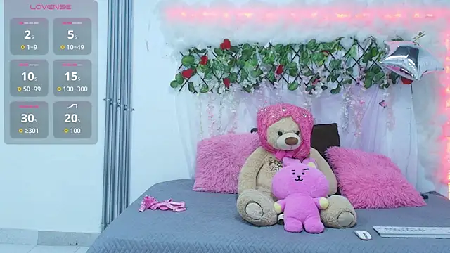 allisson star online show from February 27, 2026, 7:14 pm