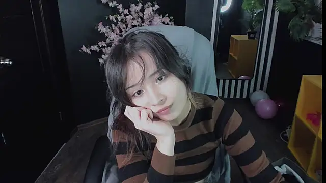 May Ling online show from March 12, 2026, 10:25 pm