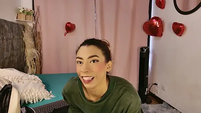 Snapshot of MelanyStone_ chatting on February 21, 2026, 12:29 pm MelanyStone online show from February 21, 2026, 12:29 pm