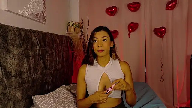 Snapshot of MelanyStone_ chatting on February 14, 2026, 12:05 pm MelanyStone online show from February 14, 2026, 12:05 pm