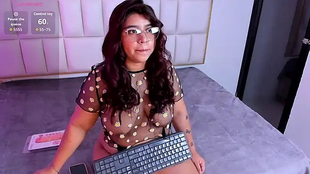 abigail johnson online show from March 4, 2026, 3:03 am