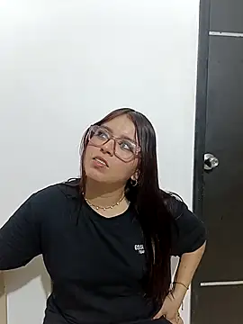 Snapshot of Royal_street_1 chatting on February 11, 2026, 3:17 am Royal street 1 online show from February 11, 2026, 3:17 am