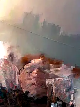 ShadowLove85 online show from April 16, 2026, 10:12 pm