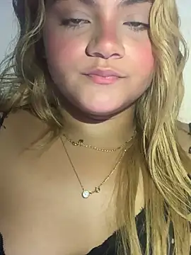 ayla0881 online show from February 15, 2026, 11:03 pm