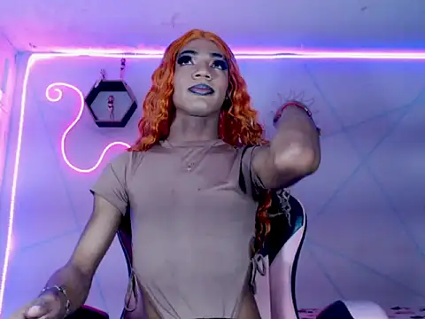 Violeta R  online show from February 23, 2026, 9:48 pm