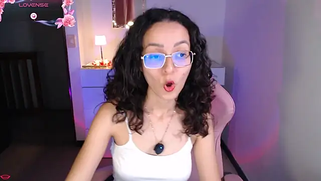 Alexia--27 online show from February 21, 2026, 3:52 am