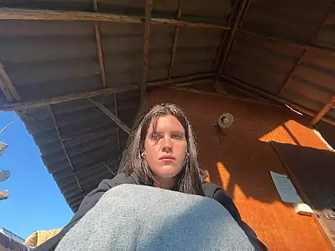 fairy bell online show from February 16, 2026, 1:04 am