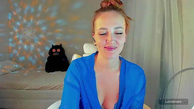 she wolf online show from April 16, 2026, 1:56 pm