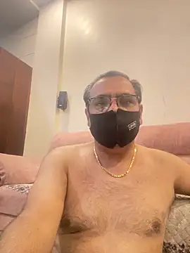 Snapshot of maleattention chatting on April 28, 2026, 4:11 pm maleattention online show from April 28, 2026, 4:11 pm