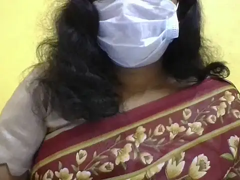 Snapshot of anu-reddyy chatting on February 25, 2026, 4:01 am anu-reddyy online show from February 25, 2026, 4:01 am