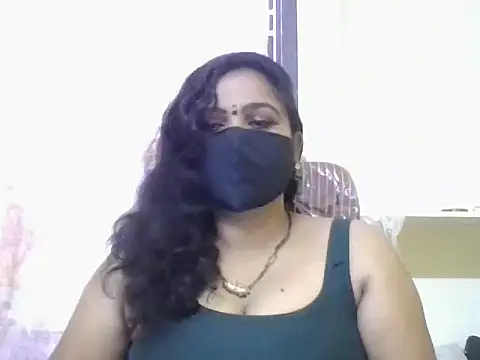 anu-reddyy online show from April 14, 2026, 4:50 am