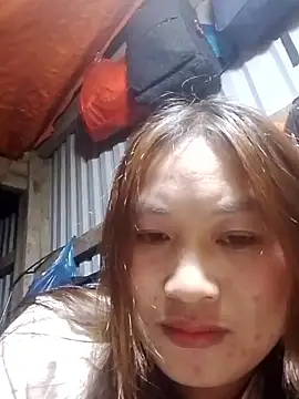 Snapshot of bany-lee chatting on February 15, 2026, 2:05 pm bany-lee online show from February 15, 2026, 2:05 pm