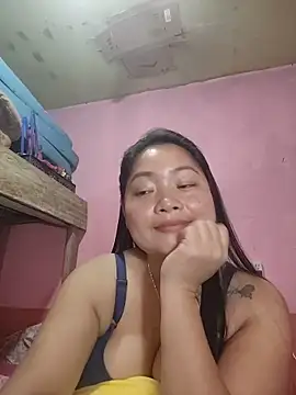 sweety pie18 online show from February 15, 2026, 7:09 am