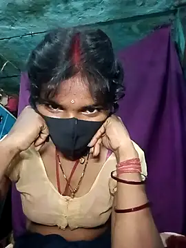 Snapshot of Desi_Couple_P chatting on February 21, 2026, 4:14 am Desi Couple P online show from February 21, 2026, 4:14 am