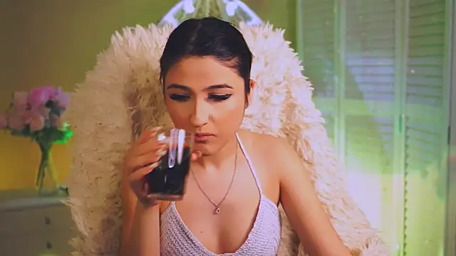 Snapshot of TerezaRobinson chatting on February 27, 2026, 1:11 pm TerezaRobinson online show from February 27, 2026, 1:11 pm