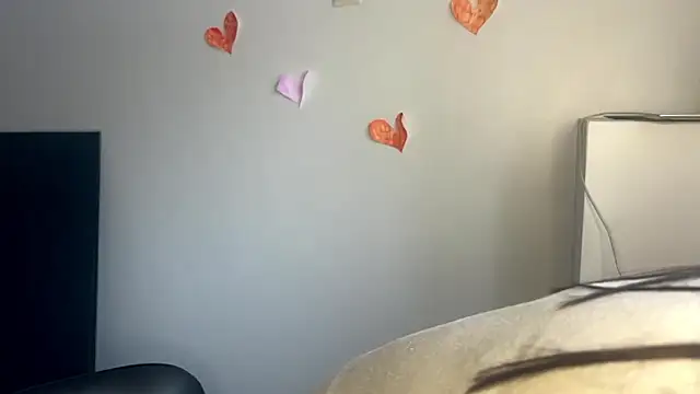 VenusDwigginss online show from February 15, 2026, 7:31 am