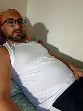 Snapshot of cetriolino chatting on June 7, 2026, 7:19 pm cetriolino online show from June 7, 2026, 7:19 pm