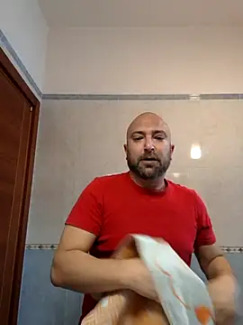 Snapshot of cetriolino chatting on April 24, 2026, 5:42 am cetriolino online show from April 24, 2026, 5:42 am