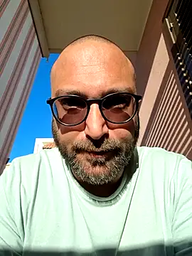 Snapshot of cetriolino chatting on April 21, 2026, 5:36 am cetriolino online show from April 21, 2026, 5:36 am