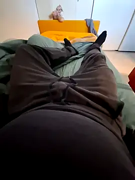 Snapshot of cetriolino chatting on February 13, 2026, 6:35 am cetriolino online show from February 13, 2026, 6:35 am