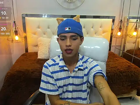 Snapshot of alexking_2 chatting on February 12, 2026, 3:56 pm alexking 2 online show from February 12, 2026, 3:56 pm