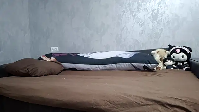 NaomiJess online show from April 4, 2026, 11:55 pm