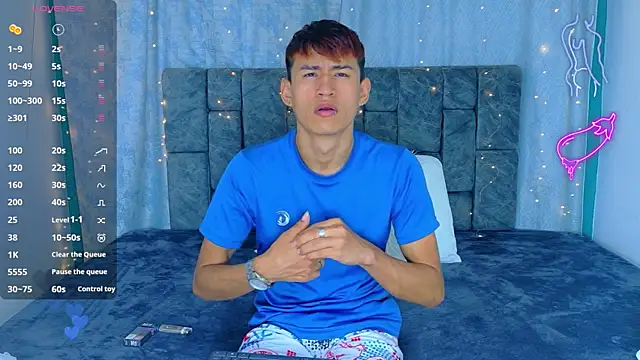 NicolasTorrez online show from April 16, 2026, 2:56 am