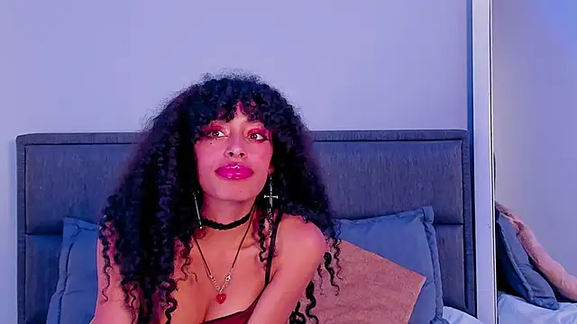 Snapshot of Tamia_25 chatting on February 24, 2026, 8:31 pm Tamia 25 online show from February 24, 2026, 8:31 pm