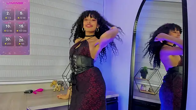 Snapshot of Tamia_25 chatting on April 30, 2026, 8:05 pm Tamia 25 online show from April 30, 2026, 8:05 pm