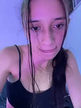Snapshot of candy_deluxe chatting on May 28, 2026, 3:36 am candy deluxe online show from May 28, 2026, 3:36 am
