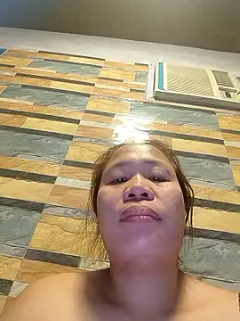 squirtshantal online show from January 13, 2026, 1:53 am