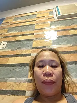 squirtshantal online show from February 11, 2026, 11:48 pm