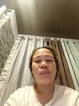 squirtshantal online show from March 3, 2026, 10:17 pm